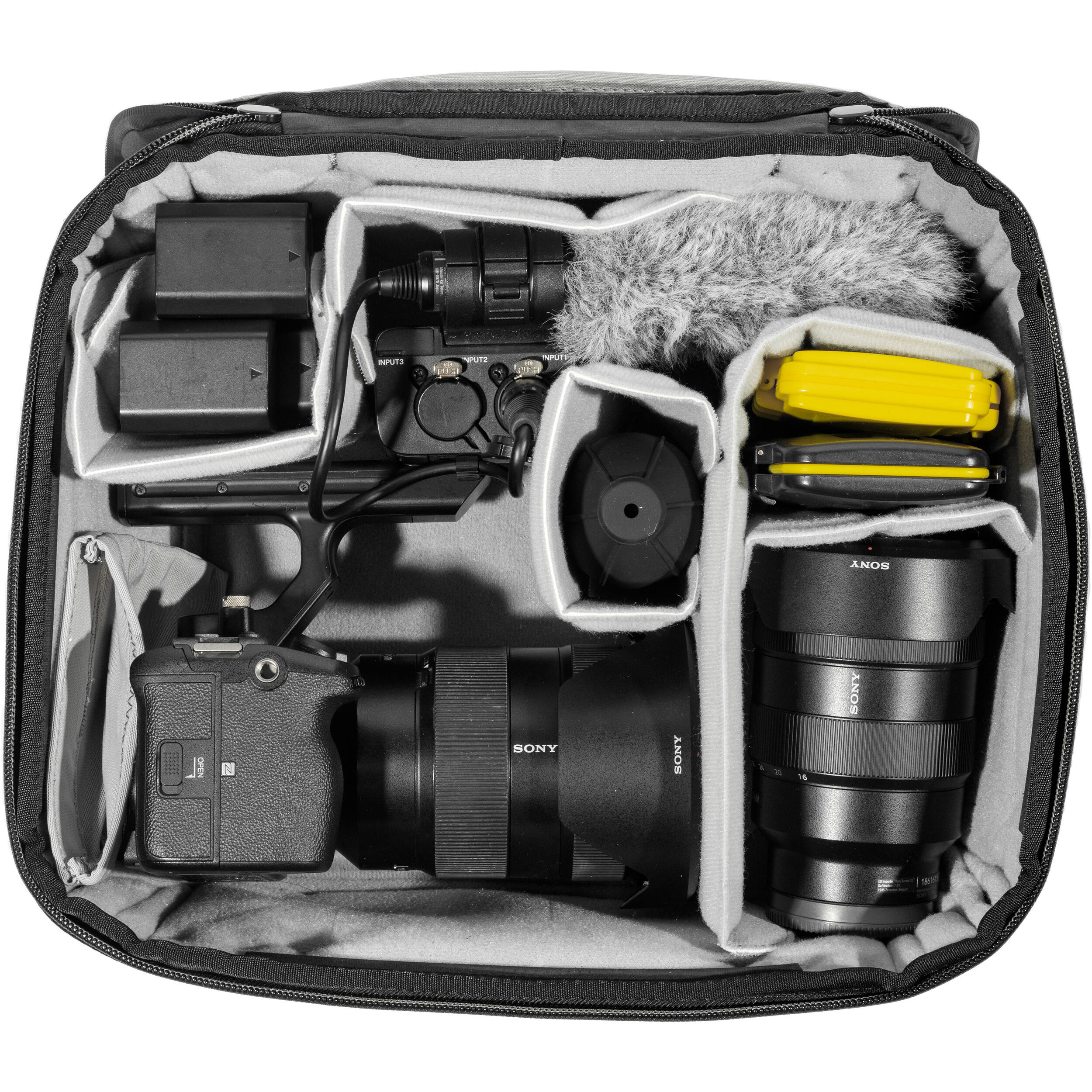 Peak Design Camera Cube V2 (Medium) - Image 4